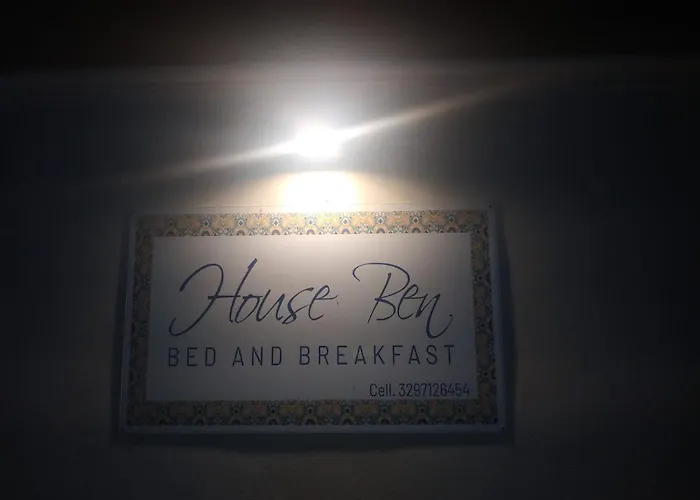 House Ben Alojamento de Acomodação e Pequeno-almoço 3*