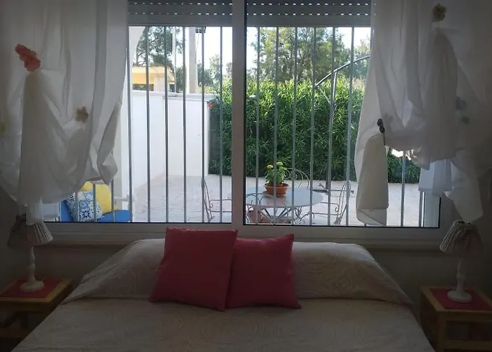 House Ben Alojamento de Acomodação e Pequeno-almoço 3*